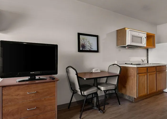 Hotel Woodspring Near
